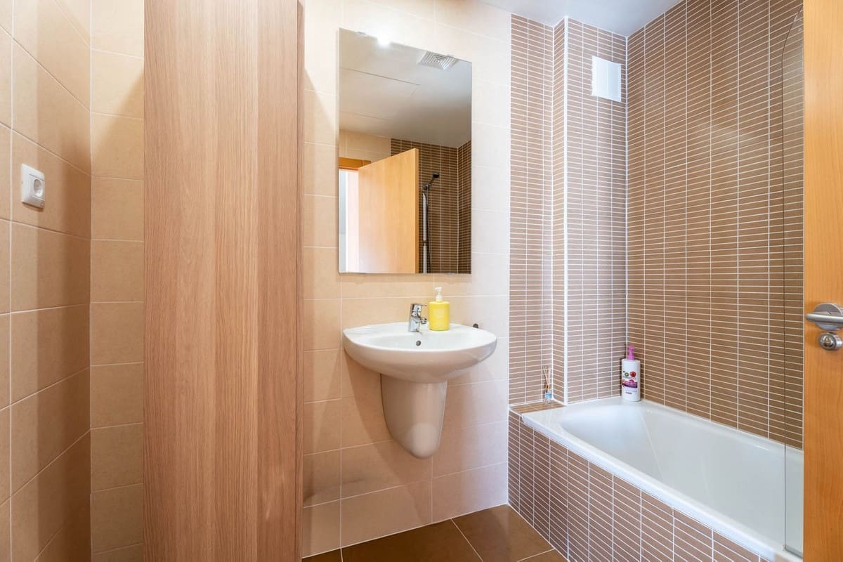 3 soveværelse Byhus til salg i Riviera del Sol med swimmingpool - € 495.000 (Ref: 9201592)