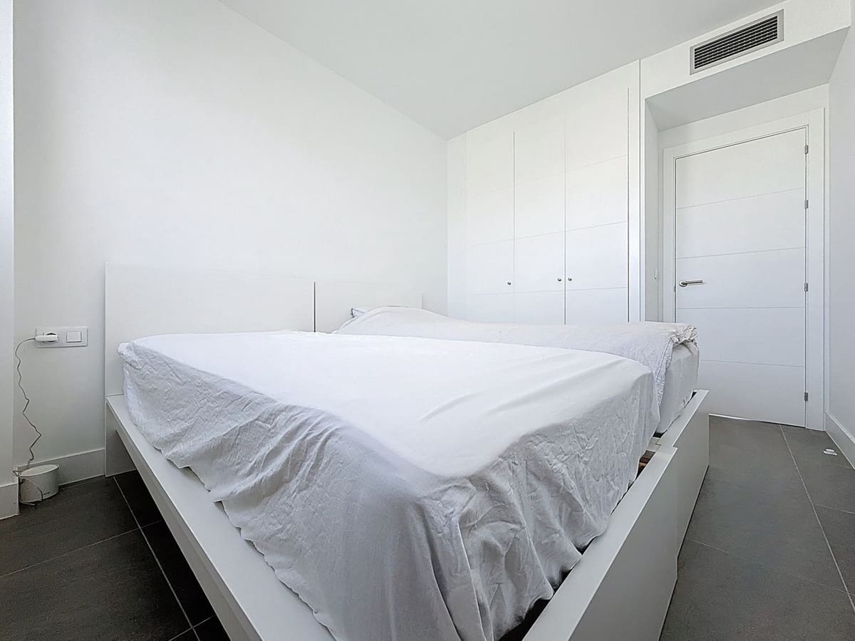 3 soverom Penthouse til salgs i La Duquesa / Puerto de la Duquesa med svømmebasseng garasje - € 725 000 (Ref: 9201593)