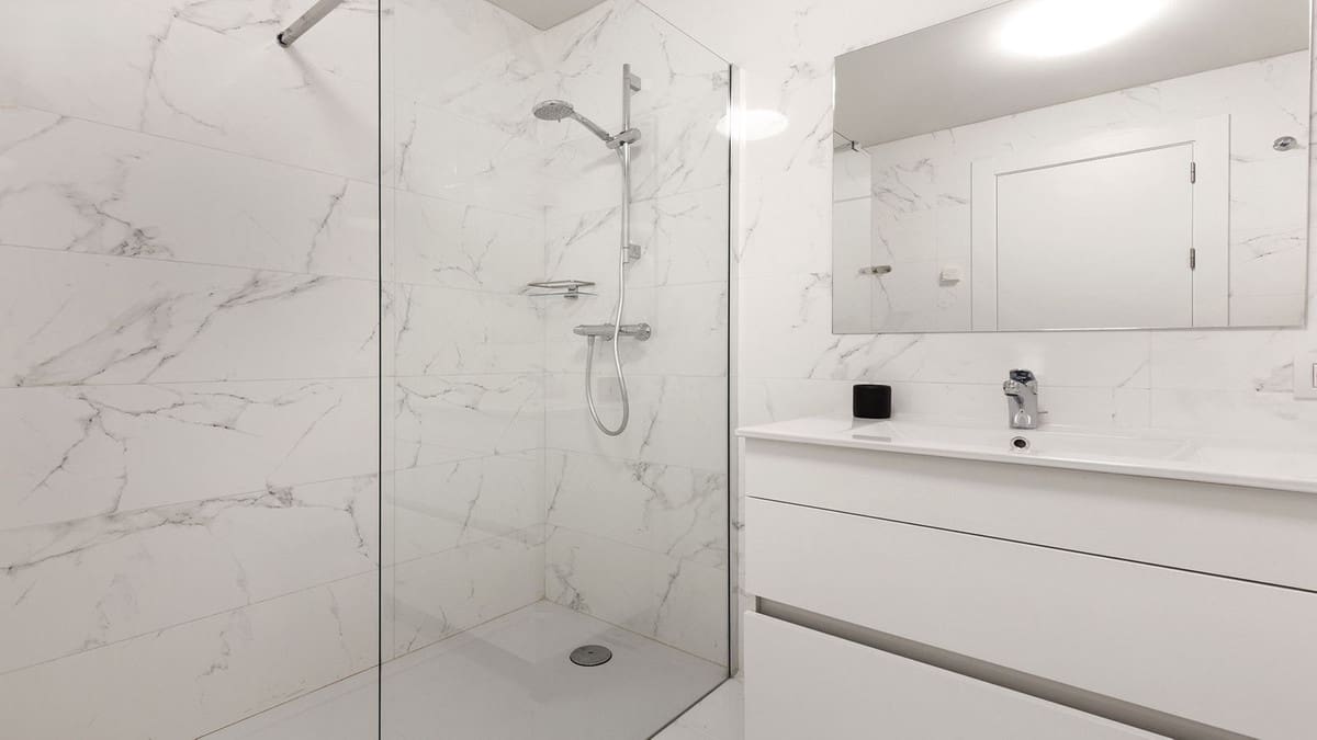 2 soveværelse Lejlighed til salg i Bahia de Casares med swimmingpool garage - € 389.000 (Ref: 9203263)