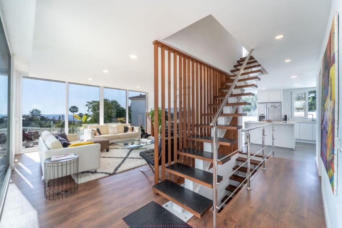 6 soverom Villa til salgs i Buenas Noches med svømmebasseng garasje - € 1 600 000 (Ref: 9216790)