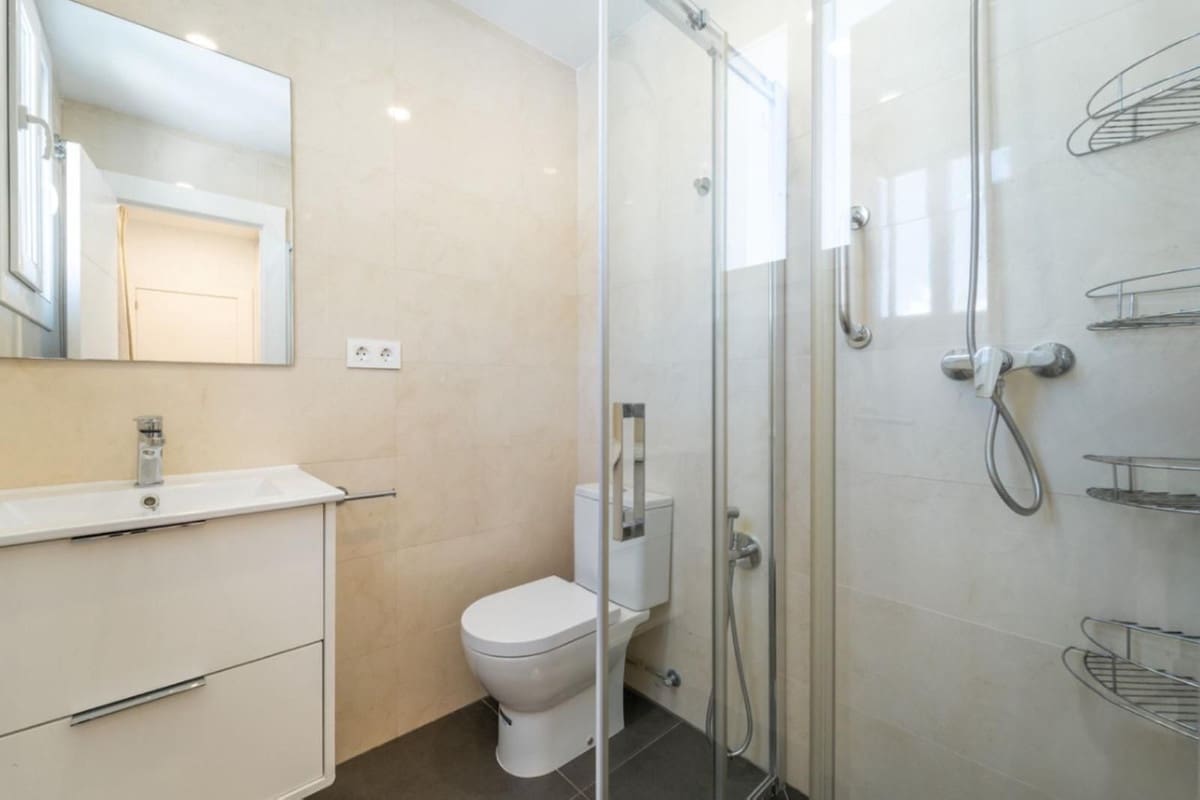 6 soverom Villa til salgs i Buenas Noches med svømmebasseng garasje - € 1 600 000 (Ref: 9216790)