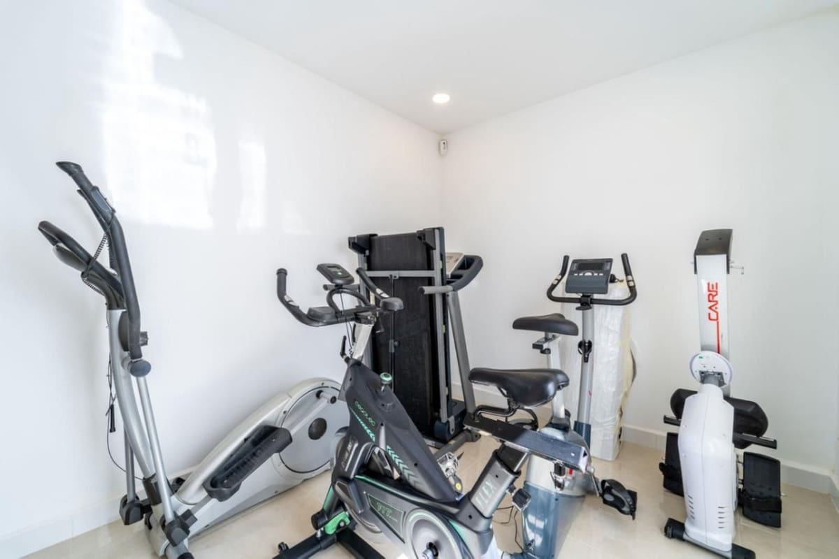 6 soverom Villa til salgs i Buenas Noches med svømmebasseng garasje - € 1 600 000 (Ref: 9216790)