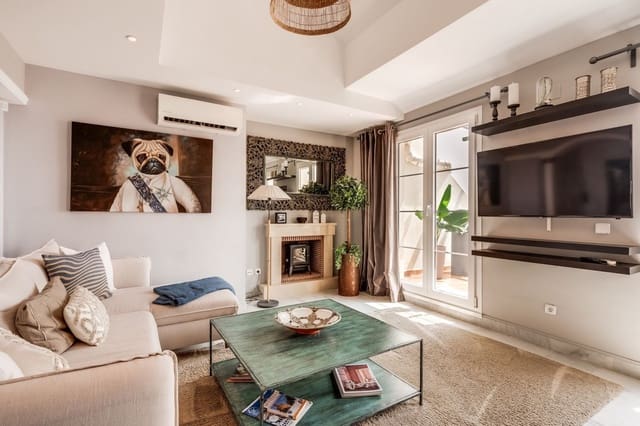 2 Zimmer Apartment zu verkaufen in Nueva Andalucia, Marbella mit Pool Garage - 560.000 € (Ref: 9219008)