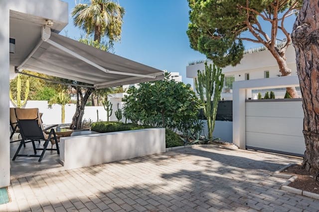 4 soveværelse Villa til salg i Marbella med garage - € 2.250.000 (Ref: 9219009)