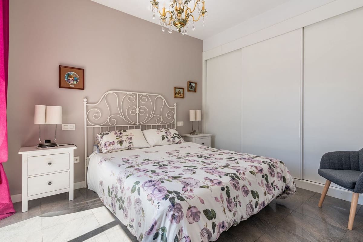 4 soveværelse Villa til salg i Marbella med garage - € 2.250.000 (Ref: 9219009)