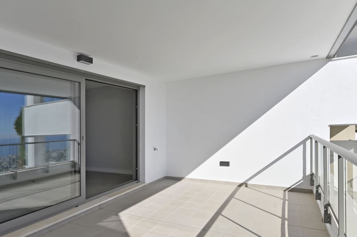 3 soveværelse Lejlighed til salg i Benalmadena med swimmingpool garage - € 560.000 (Ref: 9219204)