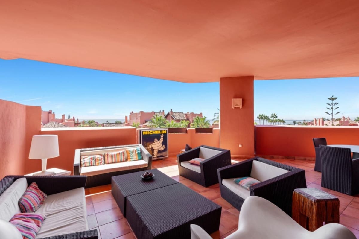 3 camera da letto Appartamento in vendita in Cancelada con piscina garage - 1.075.000 € (Rif: 9221452)