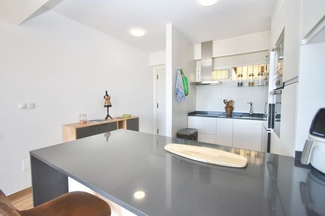 2 makuuhuone Huoneisto myytävänä paikassa Benalmadena Costa, Benalmádena - 478 000 € (Ref: 9221882)