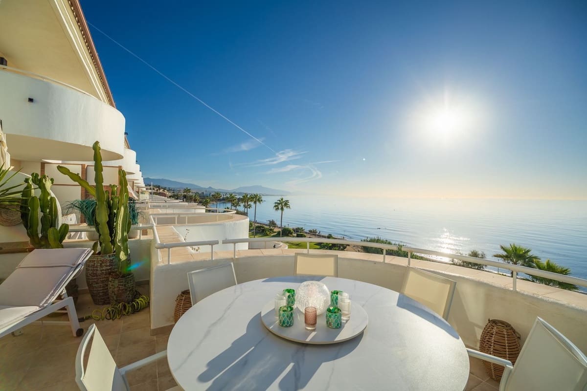 3 slaapkamer Appartement te koop in Estepona met zwembad garage - € 1.100.000 (Ref: 9231985)