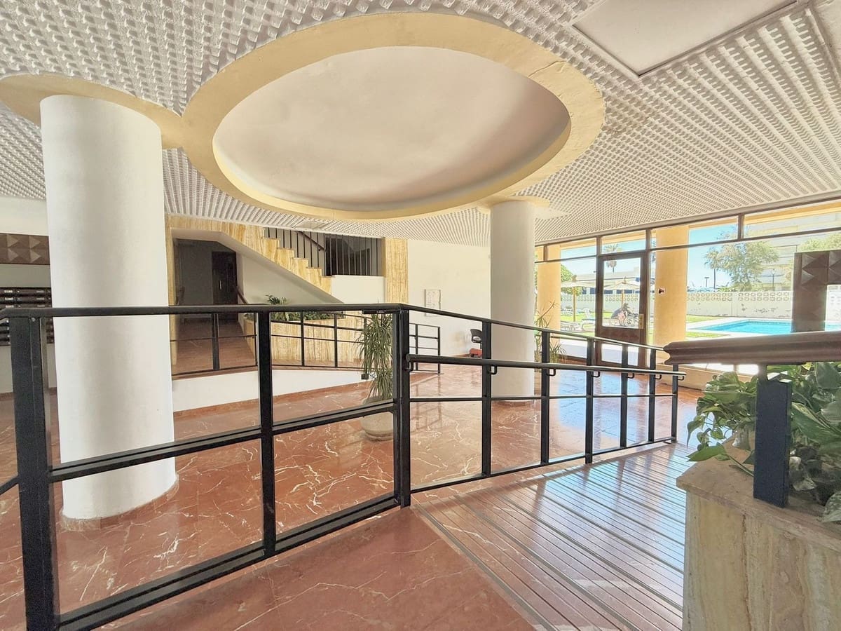 Apartamento de 1 habitación en Fuengirola en venta con piscina - 459.000 € (Ref: 9231986)