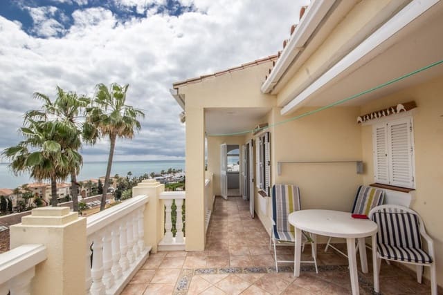 4 slaapkamer Villa te koop in Buenas Noches, Estepona met zwembad garage - € 790.000 (Ref: 9234077)