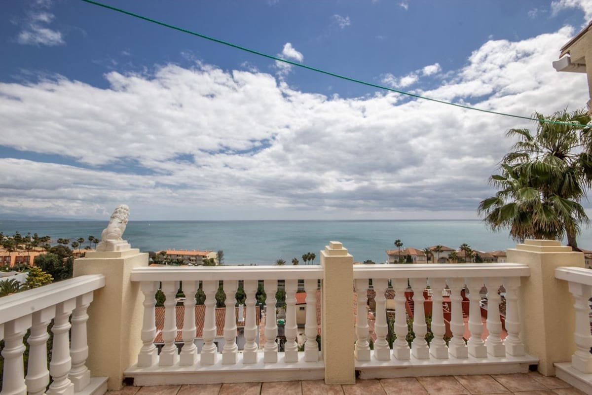 4 soveværelse Villa til salg i Buenas Noches med swimmingpool garage - € 790.000 (Ref: 9234077)