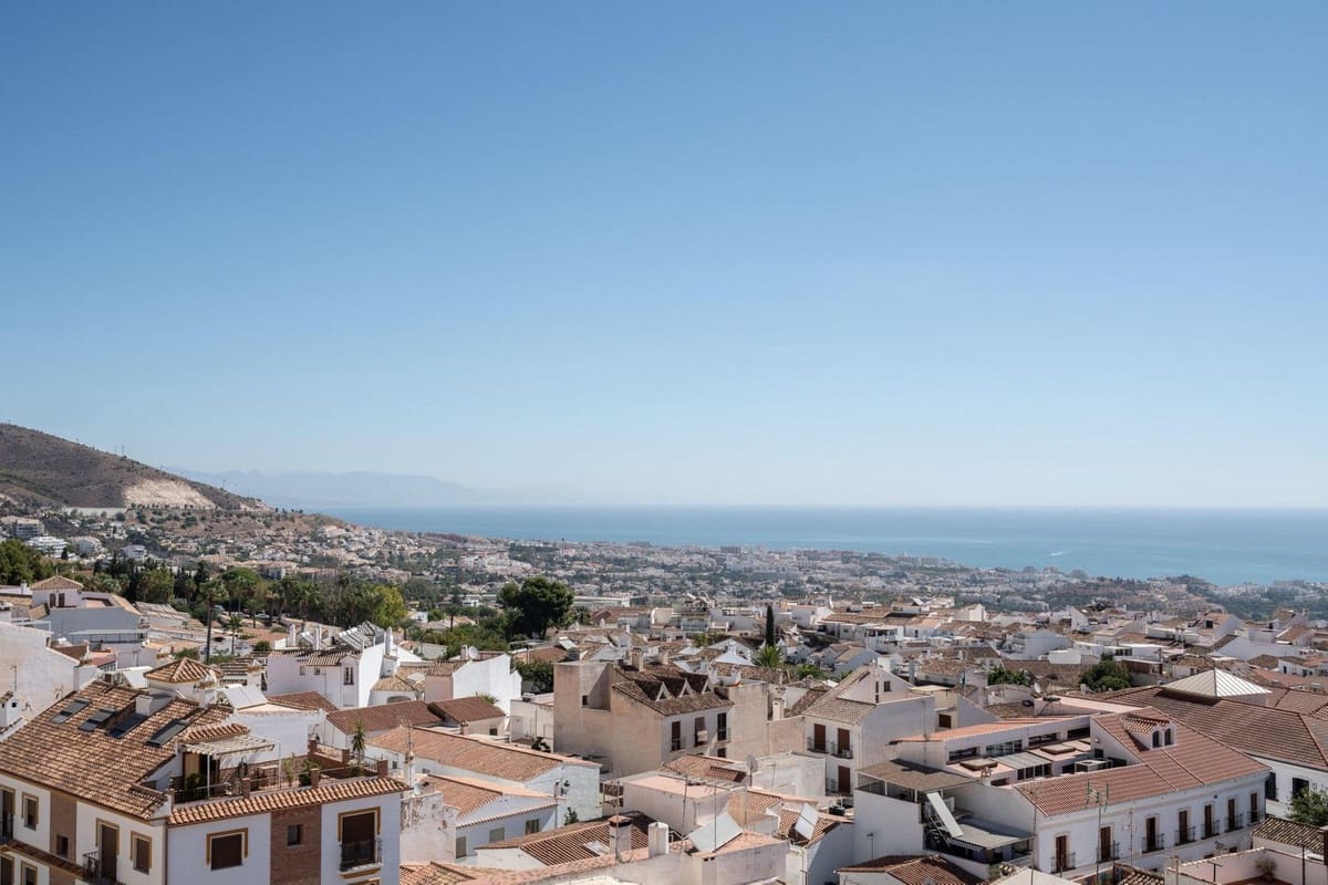 2 soveværelse Penthouse til salg i Benalmadena med garage - € 360.000 (Ref: 9240932)