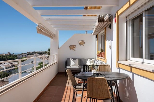 Ático de 2 habitaciones en Benalmádena pueblo, Benalmádena en venta con garaje - 339.000 € (Ref: 9240932)