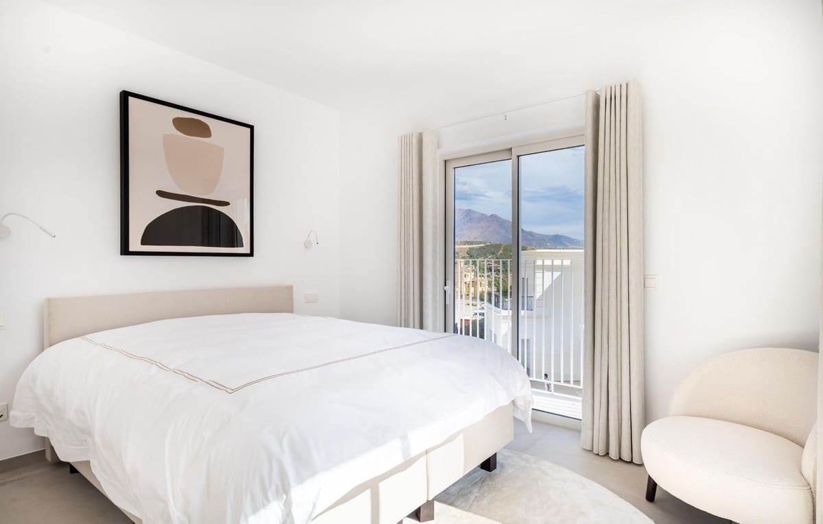 3 soveværelse Villa til salg i Bahia de Casares med swimmingpool garage - € 1.850.000 (Ref: 9251536)