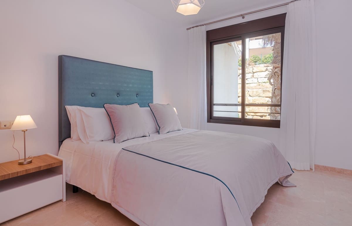 2 soveværelse Lejlighed til salg i Bahia de Casares med swimmingpool garage - € 349.950 (Ref: 9251538)