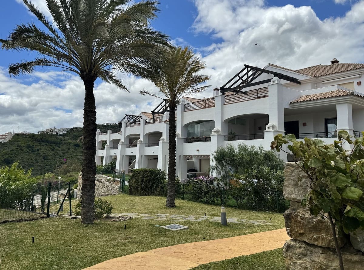 2 soveværelse Lejlighed til salg i Bahia de Casares med swimmingpool garage - € 349.950 (Ref: 9251538)