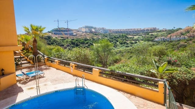 3 chambre Appartement à vendre à La Duquesa / Puerto de la Duquesa, Manilva avec piscine garage - 319 000 € (Ref: 9251539)