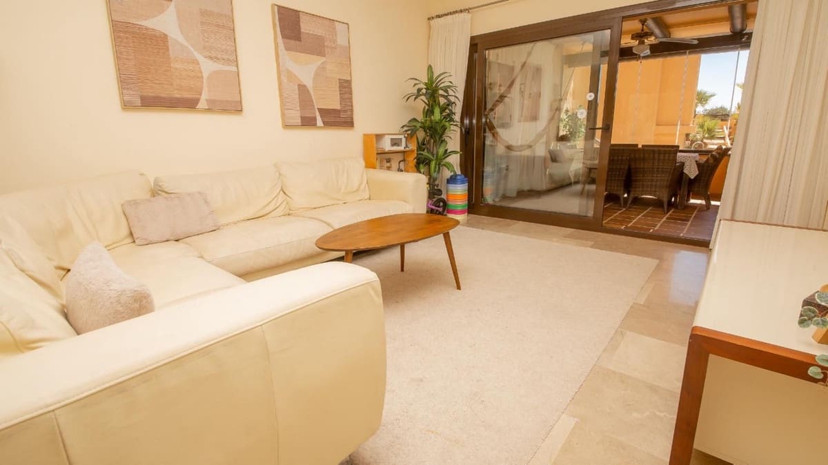 3 slaapkamer Appartement te koop in La Duquesa / Puerto de la Duquesa met zwembad garage - € 319.000 (Ref: 9251539)