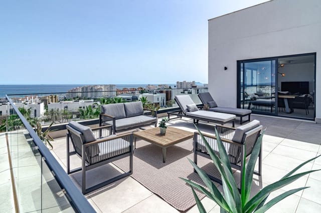 3 soverom Penthouse til salgs i Estepona med svømmebasseng - € 1 195 000 (Ref: 9252549)
