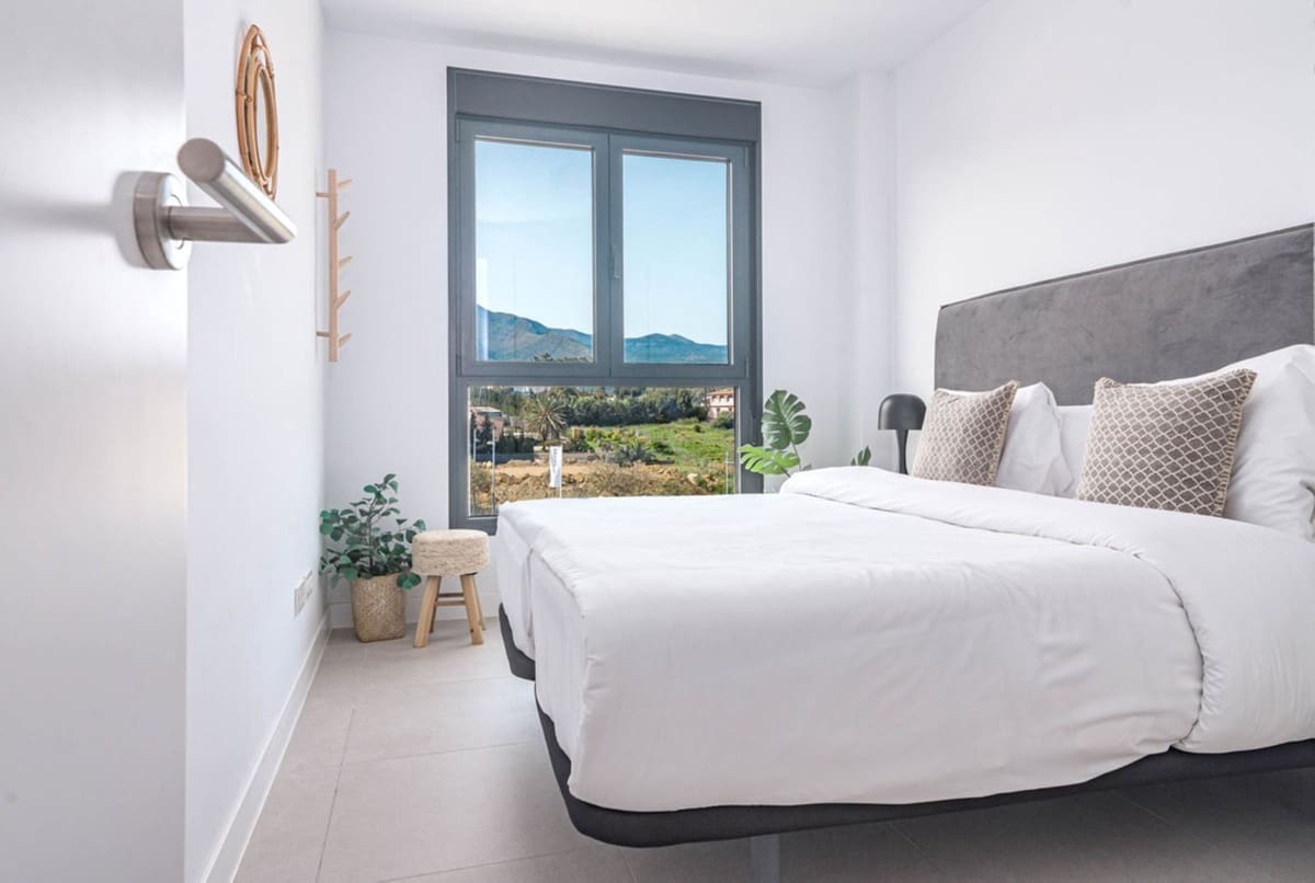 3 soverom Penthouse til salgs i Estepona med svømmebasseng - € 1 195 000 (Ref: 9252549)