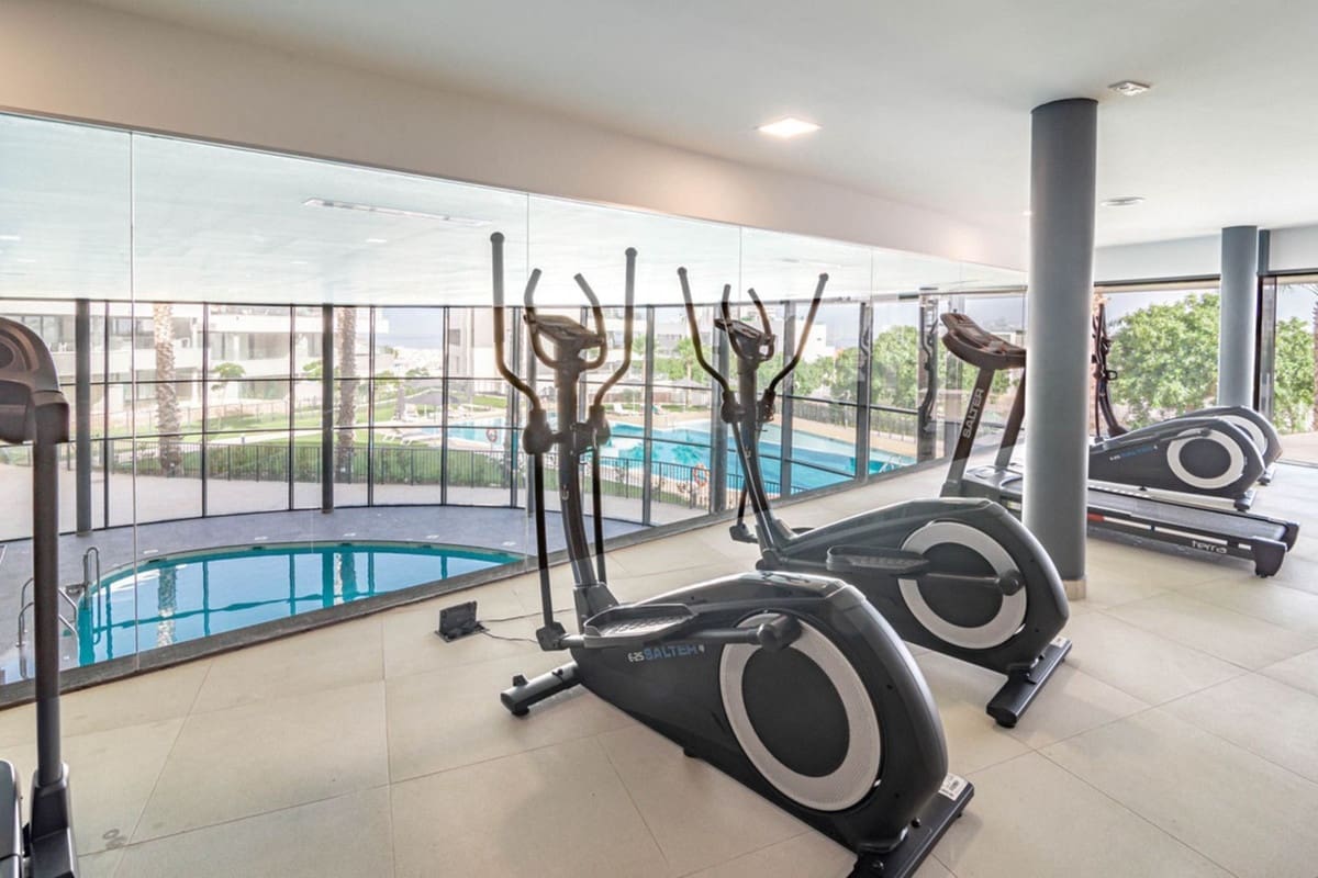 3 camera da letto Attico in vendita in Estepona con piscina - 1.095.000 € (Rif: 9252549)