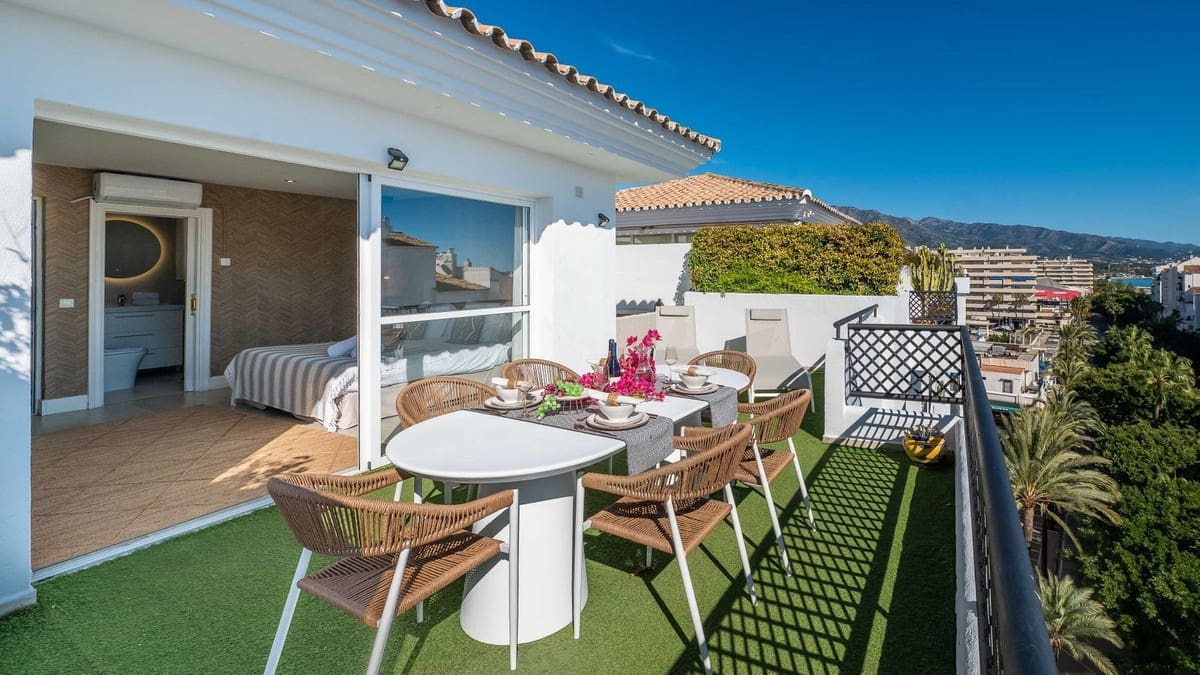 3 Zimmer Apartment zu verkaufen in Puerto Banus mit Pool - 850.000 € (Ref: 9254036)