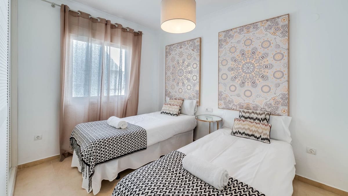 3 slaapkamer Appartement te koop in Puerto Banus met zwembad - € 850.000 (Ref: 9254036)