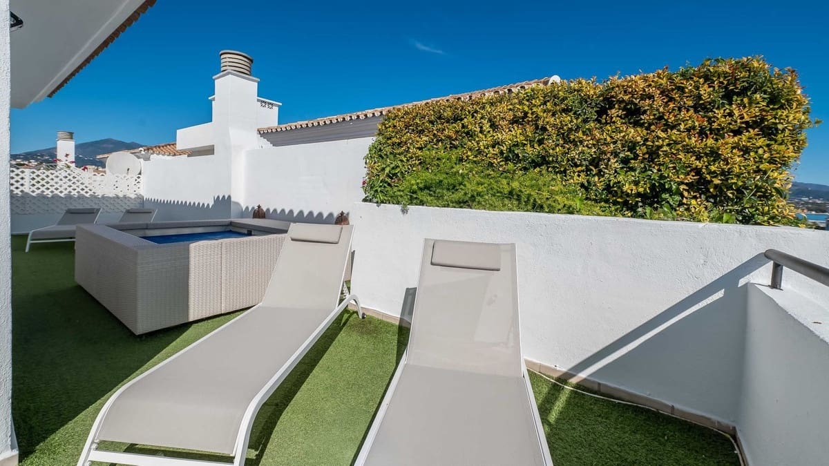 3 slaapkamer Appartement te koop in Puerto Banus met zwembad - € 850.000 (Ref: 9254036)