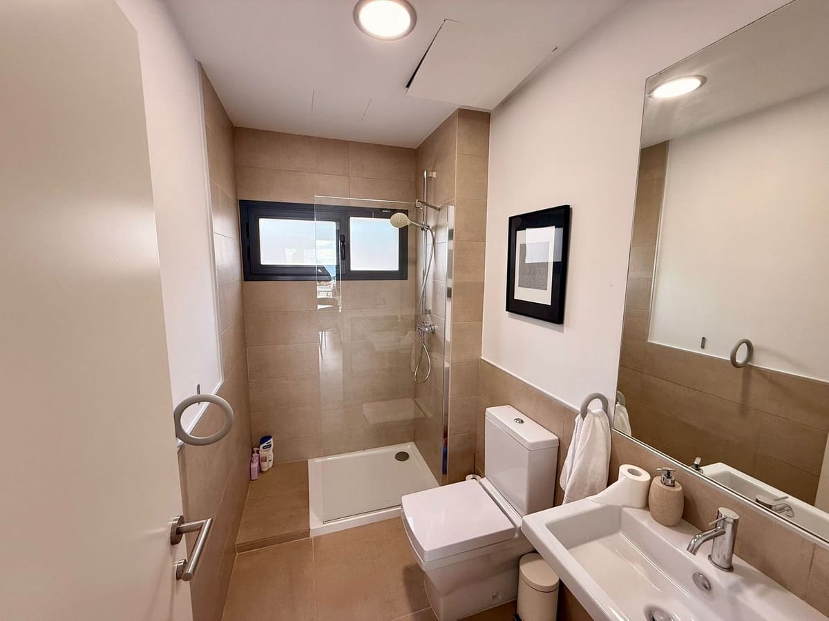 4 sypialnia Willa na sprzedaż w Manilva z basenem garażem - 1 075 000 € (Ref: 9254037)