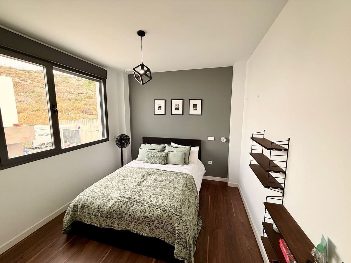 4 sypialnia Willa na sprzedaż w Manilva z basenem garażem - 1 075 000 € (Ref: 9254037)