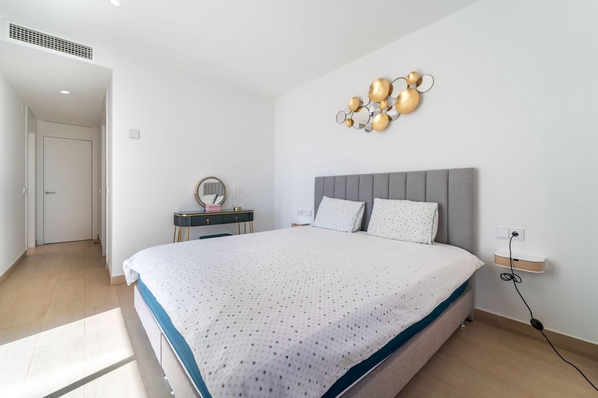 3 makuuhuone Huoneisto myytävänä paikassa Fuengirola mukana uima-altaan 
autotalli - 829 000 € (Ref: 9265634)