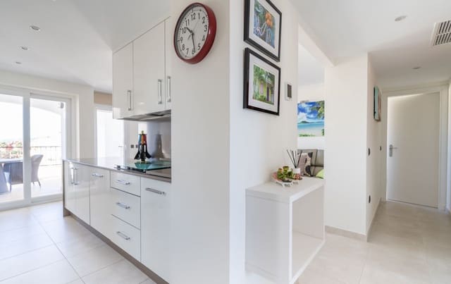 2 sypialnia Apartament na sprzedaż w Estepona z basenem garażem - 575 000 € (Ref: 9265635)