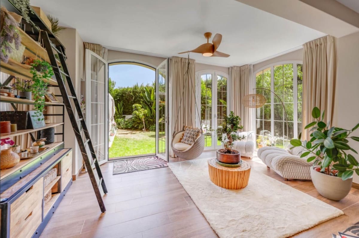 3 soveværelse Semi-Rækkehus til salg i Guadalmina med swimmingpool garage - € 795.000 (Ref: 9265636)