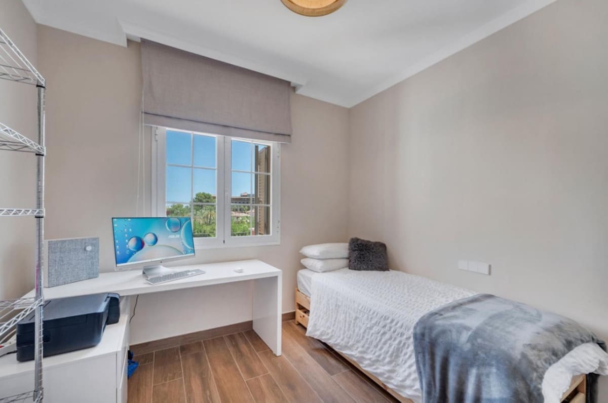 3 soveværelse Semi-Rækkehus til salg i Guadalmina med swimmingpool garage - € 795.000 (Ref: 9265636)