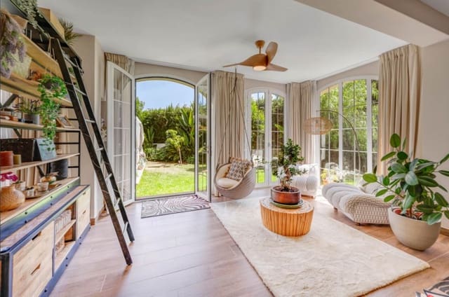 3 soverom Kjedet enebolig til salgs i Guadalmina Alta, Marbella med svømmebasseng garasje - € 795 000 (Ref: 9265636)