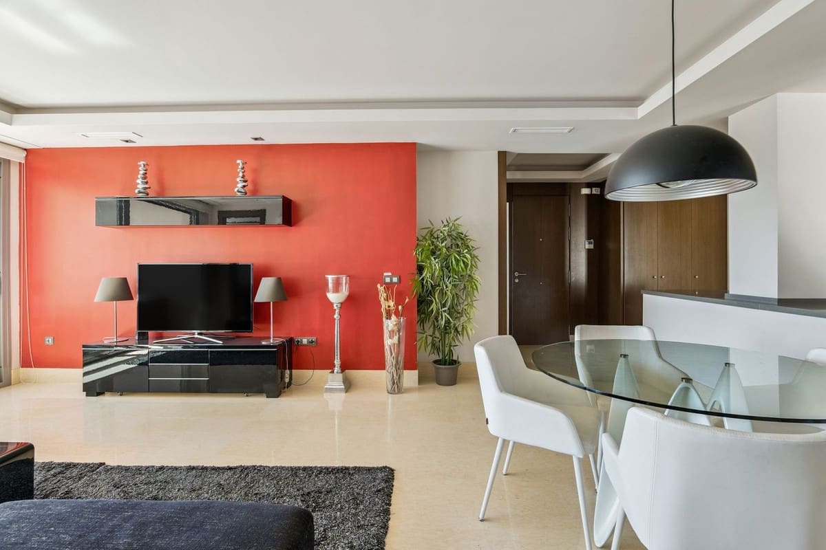 2 sovrum Lägenhet till salu i Los Arqueros med pool garage - 675 000 € (Ref: 9265639)