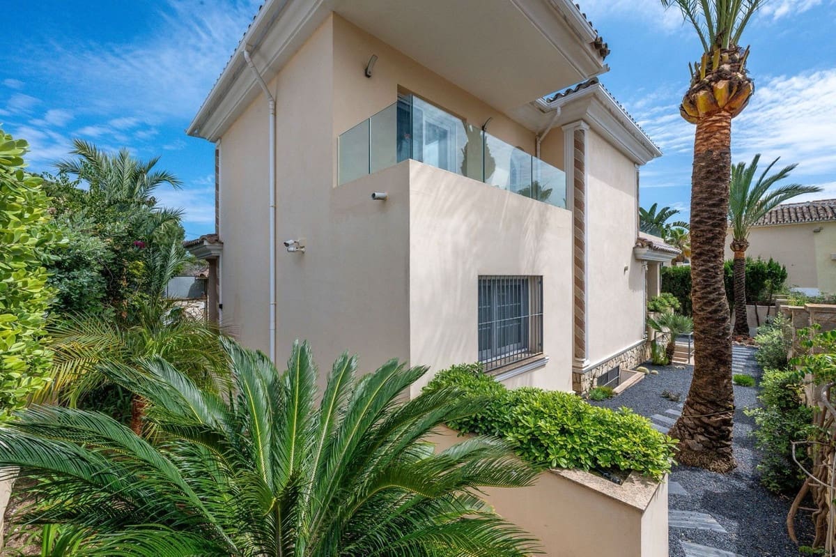 6 sypialnia Willa na sprzedaż w Marbesa z basenem garażem - 2 400 000 € (Ref: 9294075)