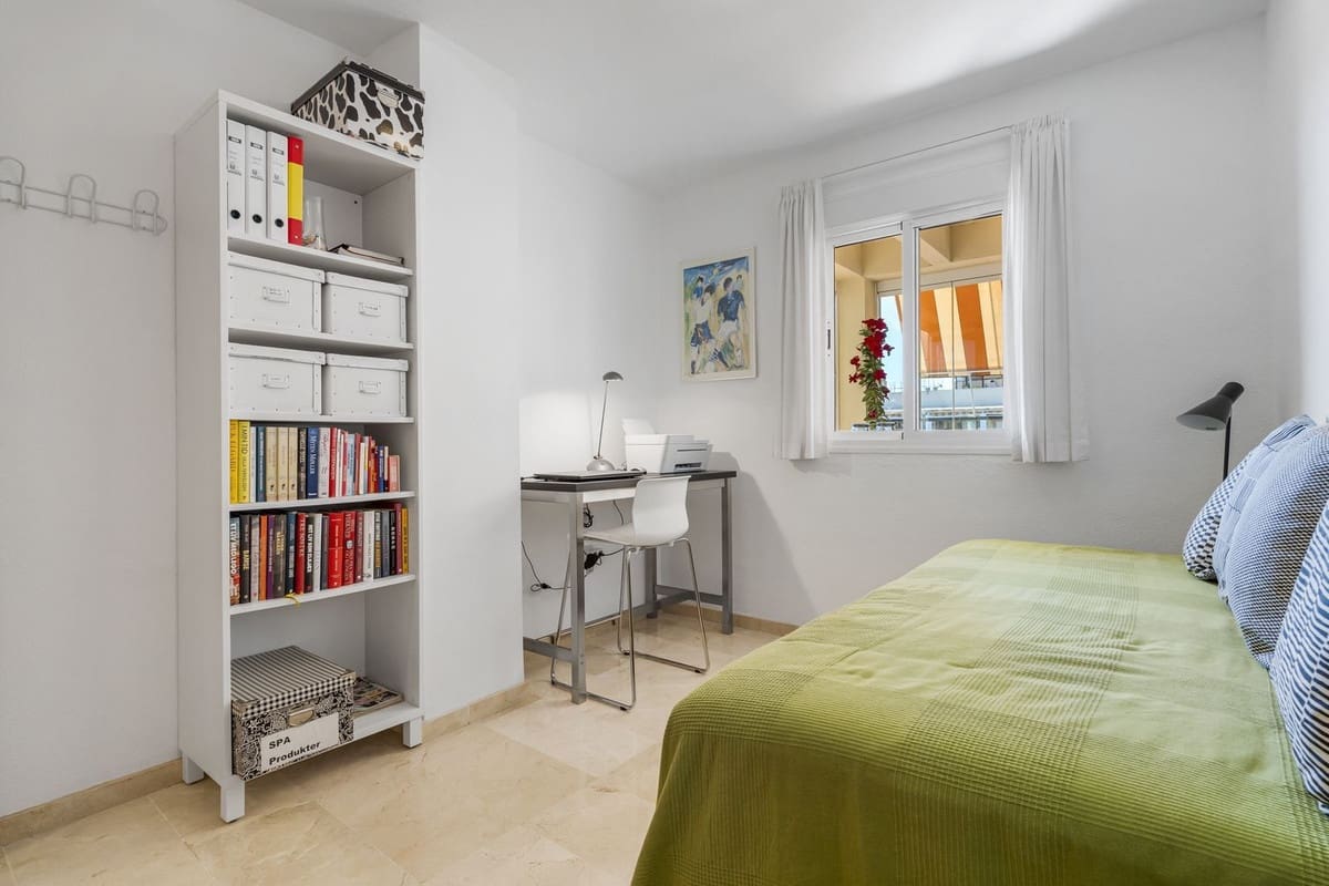 4 soveværelse Lejlighed til salg i Benalmadena med swimmingpool garage - € 649.000 (Ref: 9294076)