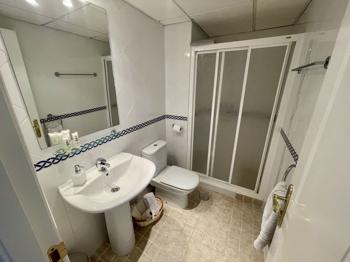 2 soveværelse Penthouse til salg i Torrequebrada med swimmingpool garage - € 449.000 (Ref: 9298929)