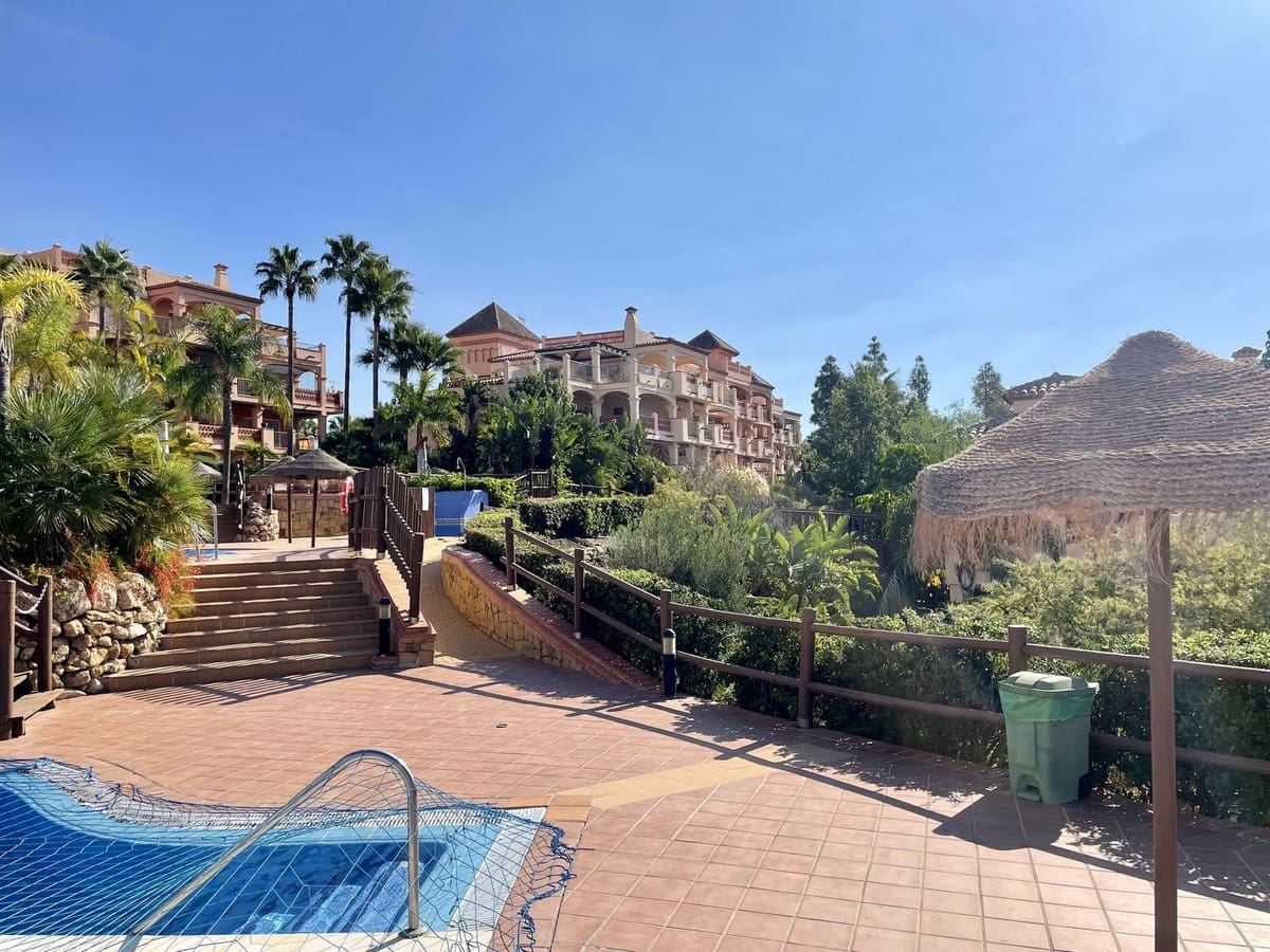 2 soveværelse Penthouse til salg i Torrequebrada med swimmingpool garage - € 449.000 (Ref: 9298929)