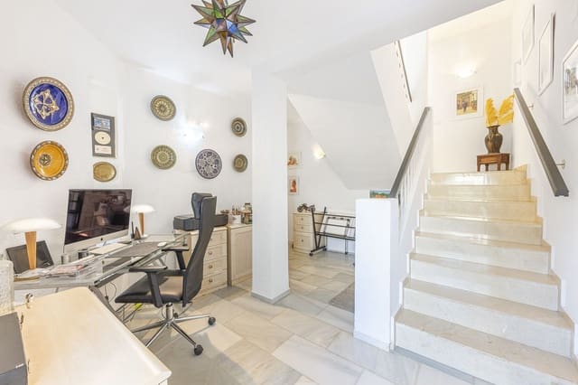 3 chambre Villa/Maison à vendre à La Duquesa / Puerto de la Duquesa, Manilva avec piscine - 515 000 € (Ref: 9300299)