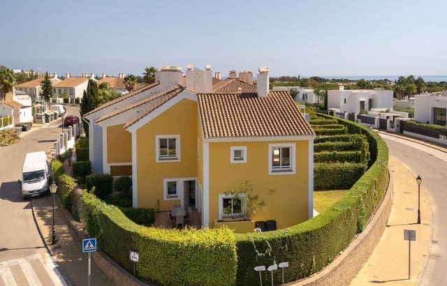 3 makuuhuone Paritalo myytävänä paikassa Estepona mukana uima-altaan 
autotalli - 595 000 € (Ref: 9300302)