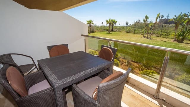 2 sypialnia Apartament na sprzedaż w La Duquesa / Puerto de la Duquesa, Manilva z basenem garażem - 379 000 € (Ref: 9304838)