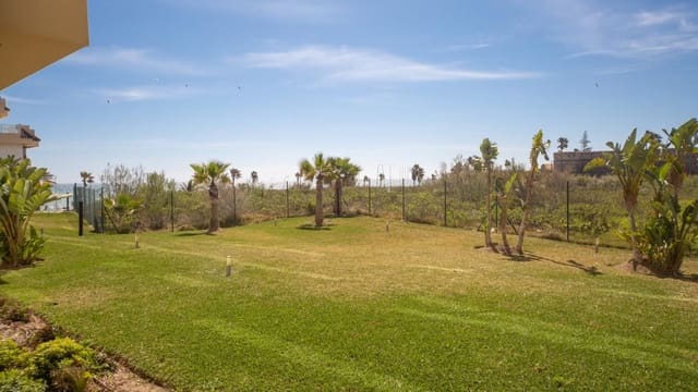 2 sypialnia Apartament na sprzedaż w La Duquesa / Puerto de la Duquesa, Manilva z basenem garażem - 379 000 € (Ref: 9304838)