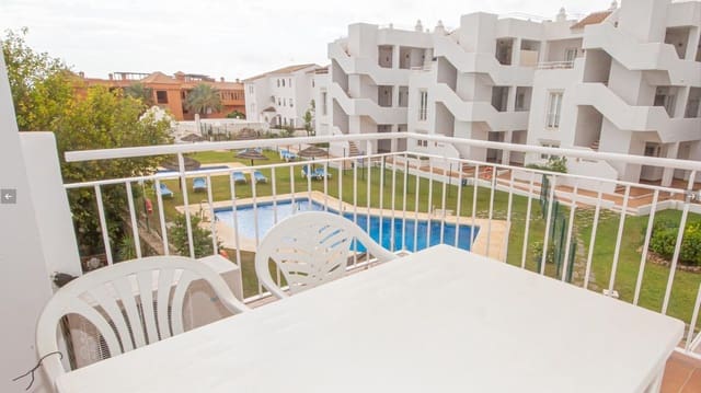 2 soverom Leilighet til salgs i La Duquesa / Puerto de la Duquesa, Manilva med svømmebasseng - € 219 950 (Ref: 9304840)