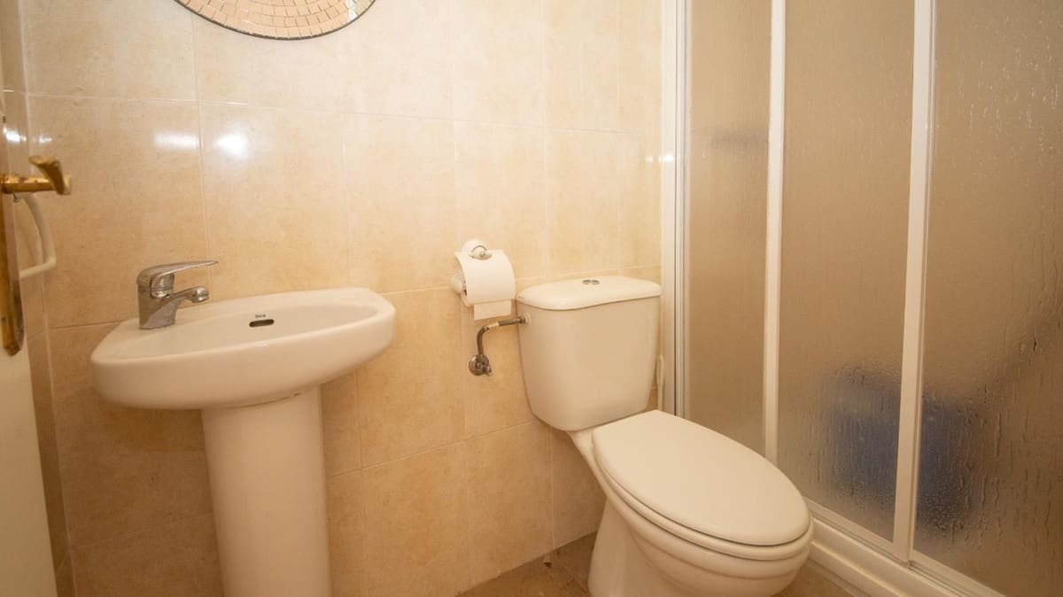 2 soverom Leilighet til salgs i La Duquesa / Puerto de la Duquesa med svømmebasseng - € 219 950 (Ref: 9304840)