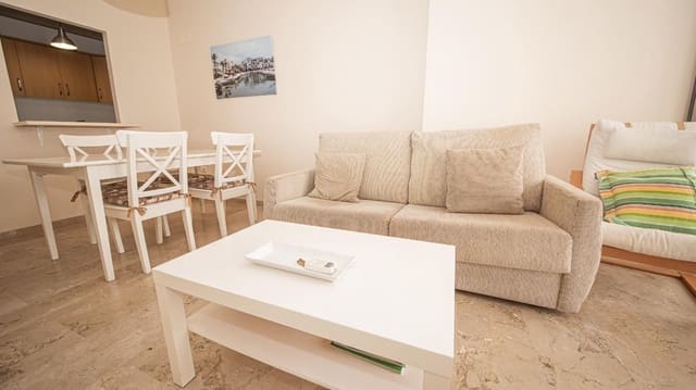 2 slaapkamer Appartement te koop in La Duquesa / Puerto de la Duquesa, Manilva met zwembad - € 219.950 (Ref: 9304840)