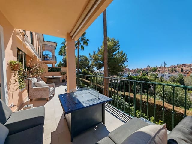 Pareado de 3 habitaciones en Riviera del Sol, Mijas en venta con piscina garaje - 474.000 € (Ref: 9306720)