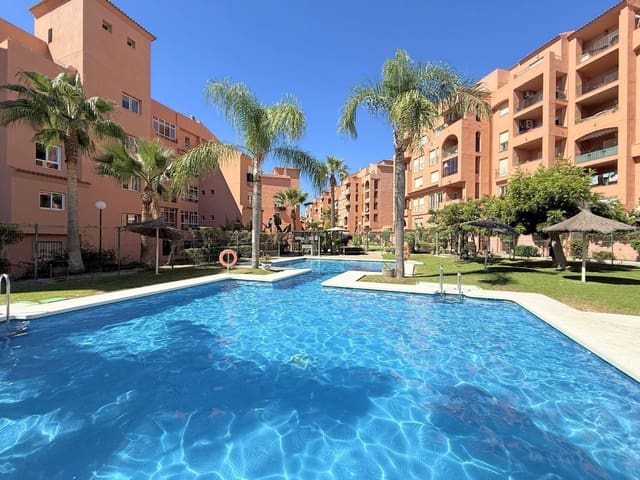 2 bedroom Apartment for sale in La Duquesa / Puerto de la Duquesa, Manilva with pool garage - € 229,000 (Ref: 9311152)